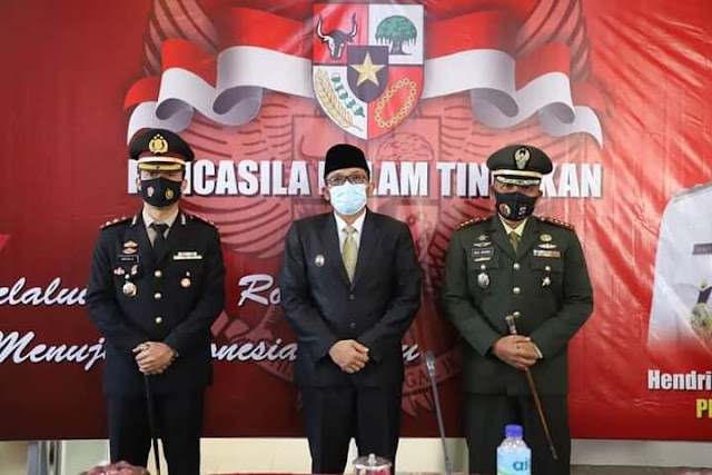 Hendri Septa, Plt Wako Padang Imbau Masyarakat Senantiasa Implementasikan Nilai-nilai Pancasila