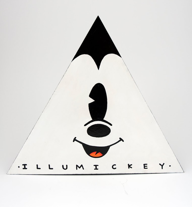 Тhe Pyramid of ILLUMICKEY, 2016. One of a kind wooden figure, acrylic paint. Private collection