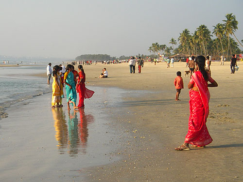 Indian Goa Girls Swimming On