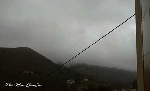 Niebla en la Peña, El Palmas de Teror / Foto: Mario  GranCan