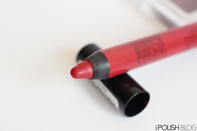 Catrice-Nomadic-Traces-Lippenstift-Matt-Lip-Colour-Urban-Red