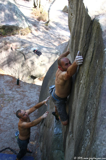 Tophe dans Passage à l'acte, 5C, 20 rouge, Roche aux Sabots, 3 Pignons, (C) 2015 Greg Clouzeau
