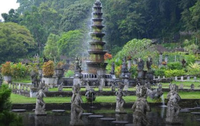 Taman Tirta Gangga Karangasem Bali