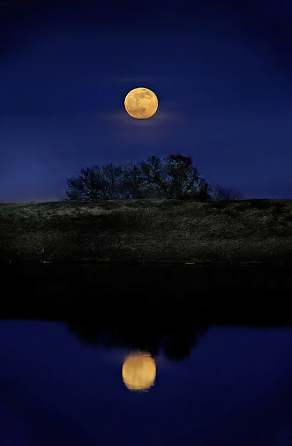 Bila gambar  bersuara Gambar  gambar  bulan purnama yang menarik