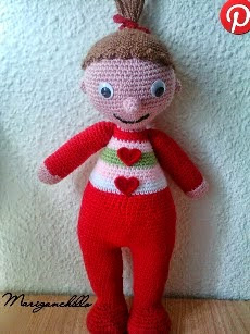 http://mrisolganchillo2.blogspot.com.es/2015/02/patron-amigurumi-bebe-con-pijama.html