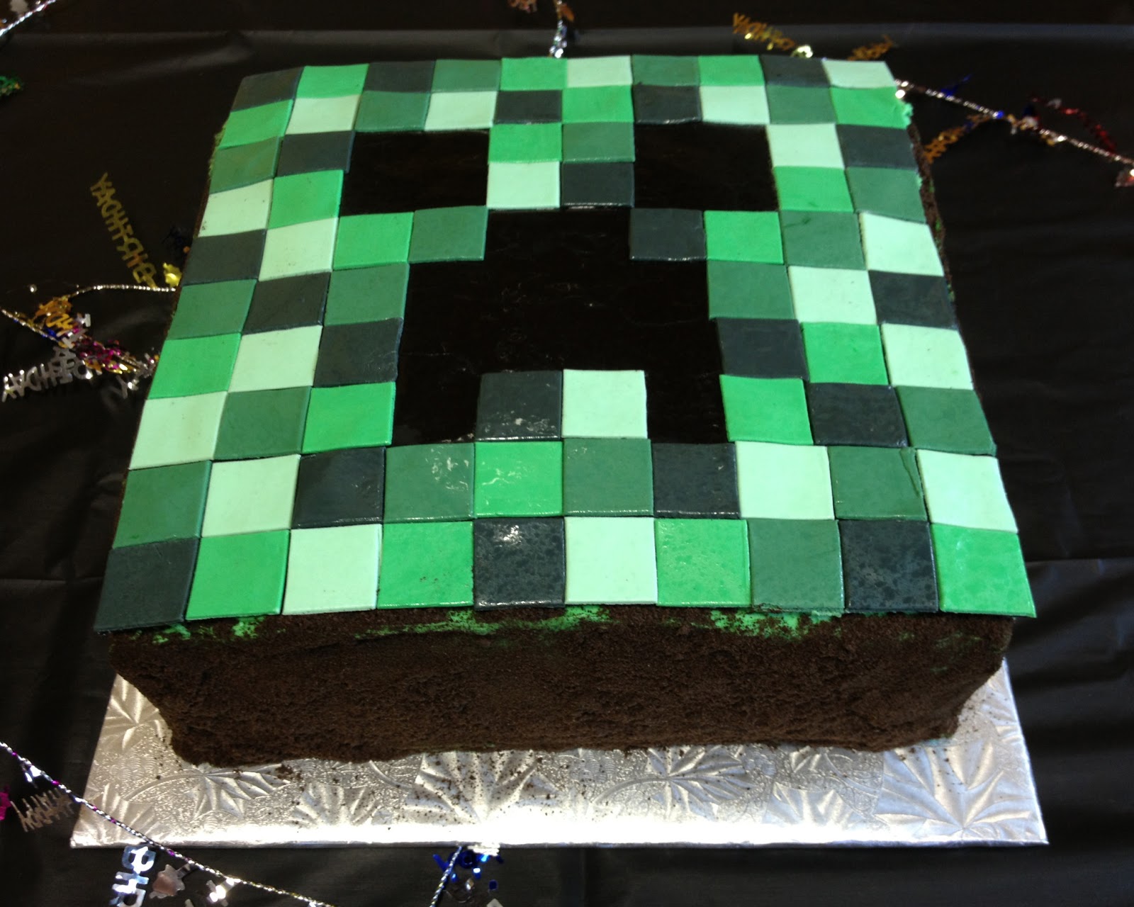 cool easy birthday cake Minecraft Creeper Cake