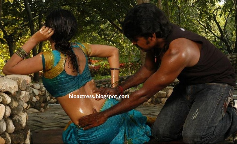 south indian Meenakshi  actress belly hot and sexy massage