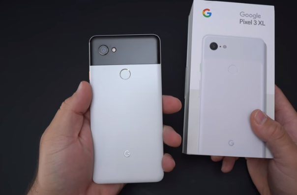 Unboxing and first setup - Pixel 3 XL