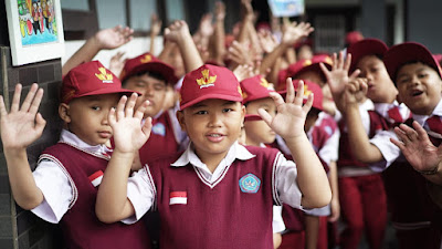 Hari Pertama MPLS, Pemkot Bandung Terapkan Aturan Baru Jam Masuk Sekolah