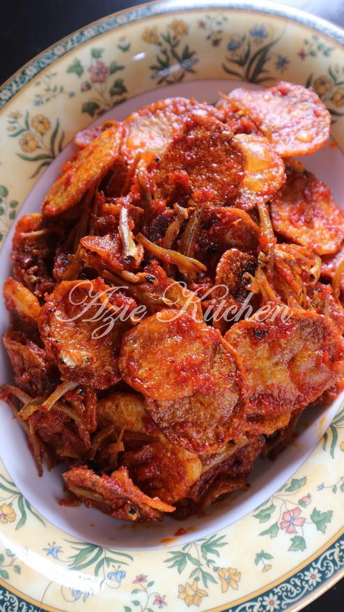 Sambal Kentang Ikan Bilis Rangup - Azie Kitchen