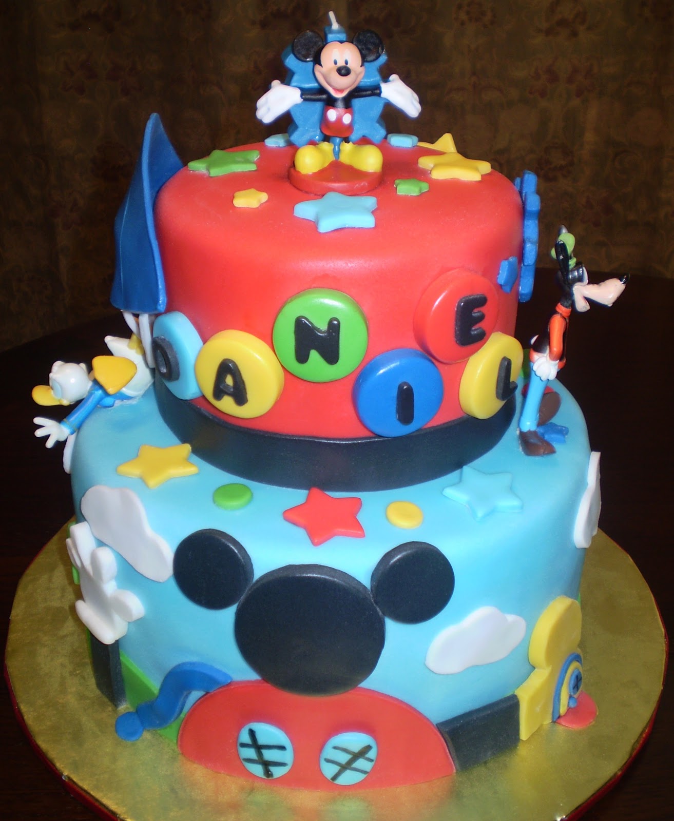 Divine Cakes by Janice: Mickey Mouse Club Birthday Cake