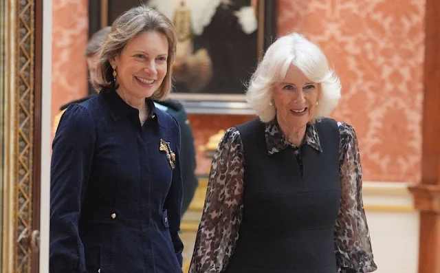 Queen Camilla has joined a discussion with Changemakers, younger pioneers of the SafeLives charity