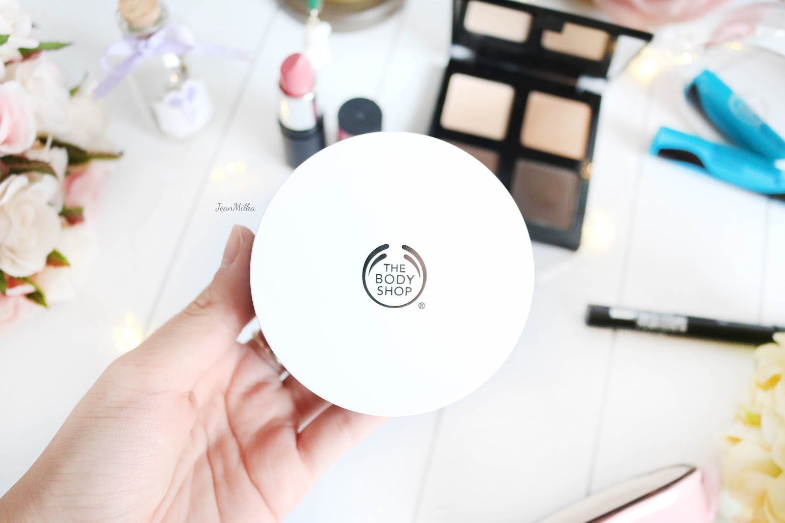 The Body Shop New Makeup Collection Cushion Foundation Down To