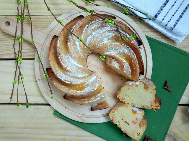 Bundt cake de limón queso y miel. Receta para desayunos meriendas y postres. Horno. Cuca.