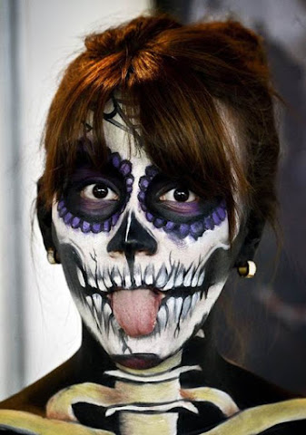 Hanging, Slicing, and Inking at Colombia’s Cali Tattoo Festival