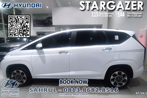 Eksterior Hyundai STARGAZER tampilan samping dengan garis lekuk yang memberi kesan mewah