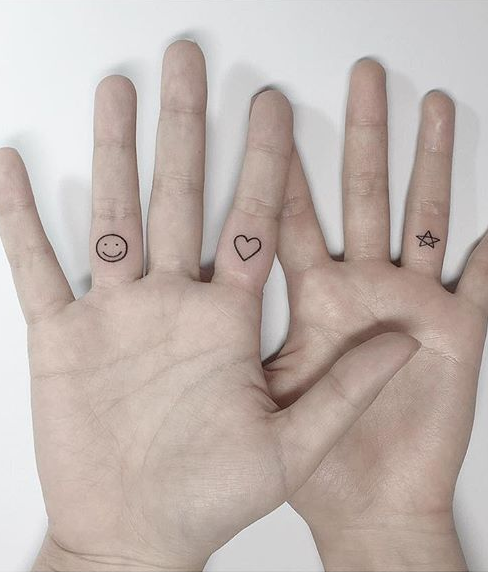 Mini tatuagens femininas