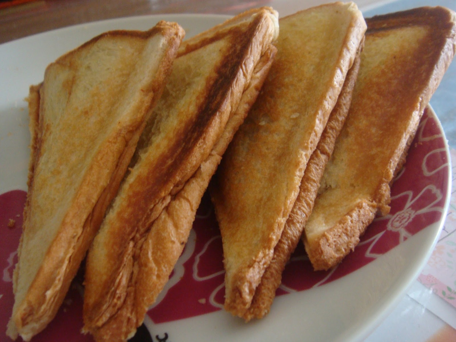 RESEPI : Sandwich Sardin Special (Triple 'S' sandwich 