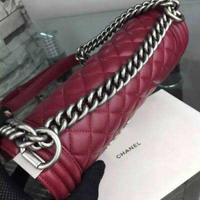 Túi xách Chanel Boy Lambskin