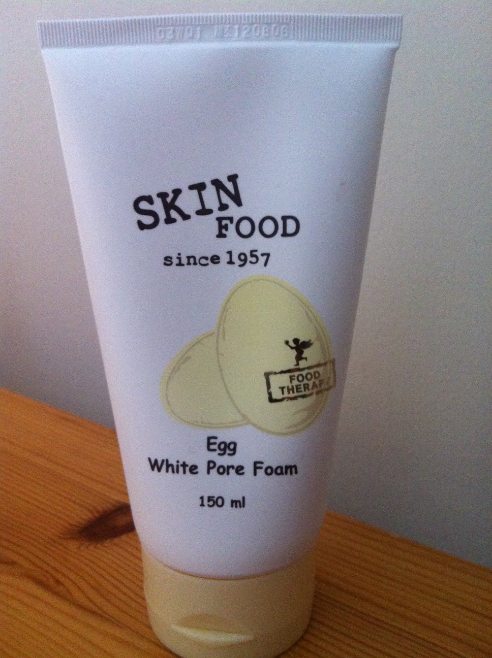 Mad About My Skin: Review: Skinfood Egg White Pore Foam