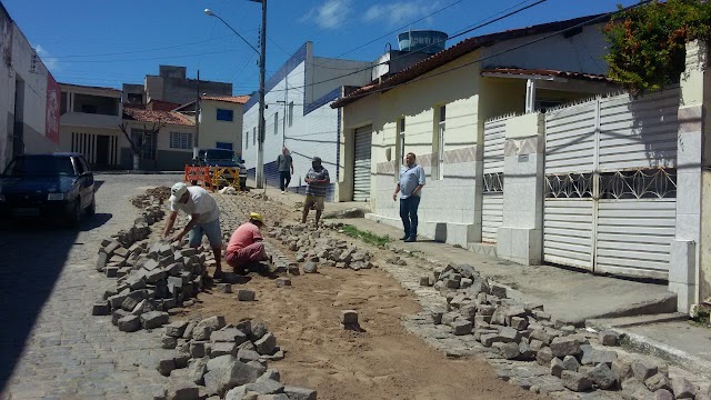 INFRAESTRUTURA: TRABALHOS NÃO PARAM