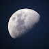 Les astronomes partagent une photo "incroyable" d’un cratère lunaire