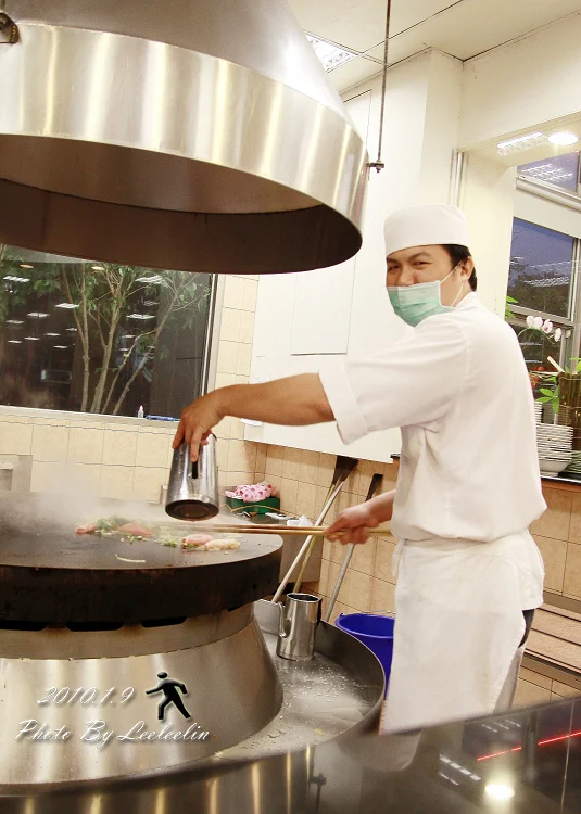 台中牛排館｜元太祖蒙古烤肉｜台中西屯吃到飽餐廳