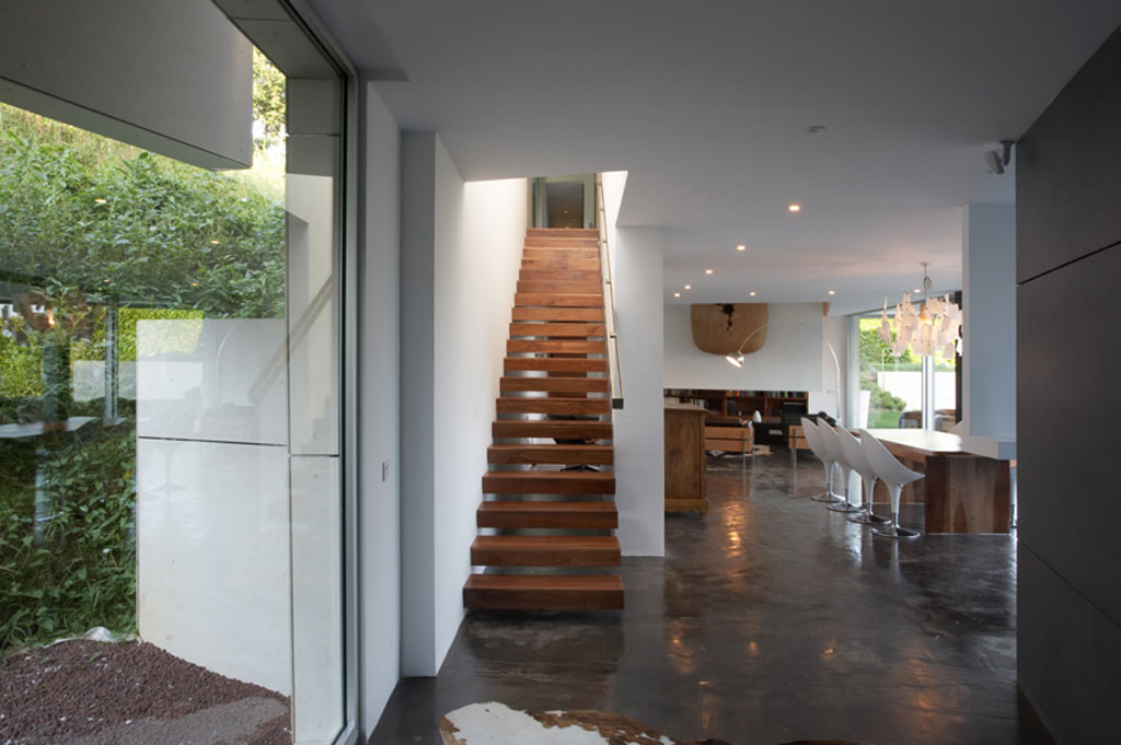 Upstair House Designs Modern