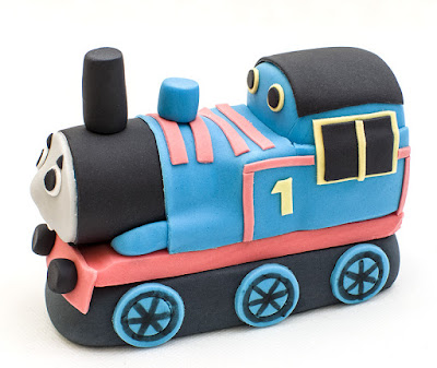 Vlakec Tomaž iz tičino mase - Thomas the tank engine fondant