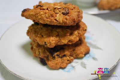 Oat & Raisin Cookies