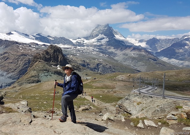 Hiking from Gornergrat to Rotenboden in late July 