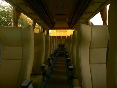   Interior bus pariwisata gege jetbus 2012 terbaru kraton
yogyakarta 