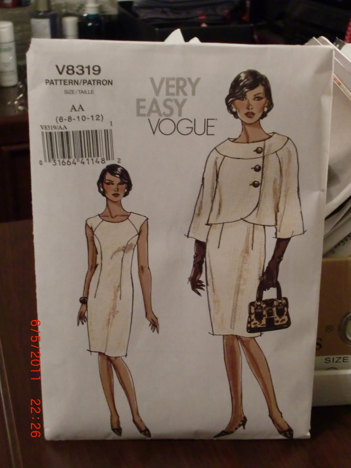 カリフォルニア洋裁日記 Fun Dress Making ヨーク付ワンピース Vogue V19