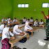 Babinsa Goes To School, Sertu Suparman Sampaikan Wawasan Kebangsaan Kepada Siswa-siswi SMK Al Falah Jangkar