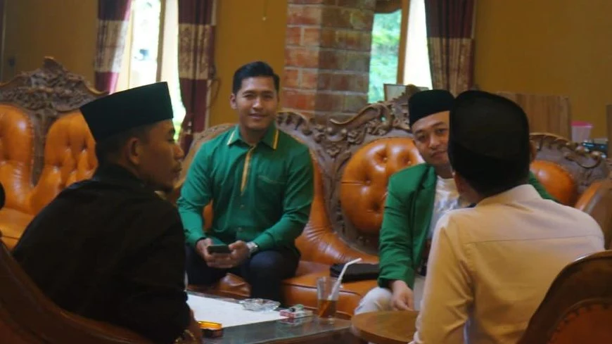 Para pengurus DPC PPP Blora yang didominasi kaum milenial.