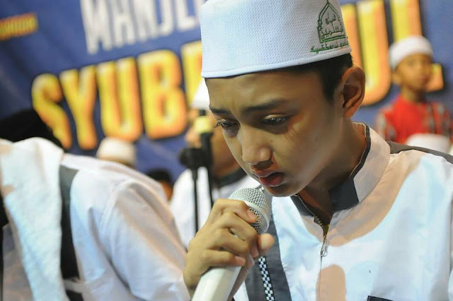 Kumpulan Sholawat Vokal Gus  Azmi  Syubbanul Muslimin 