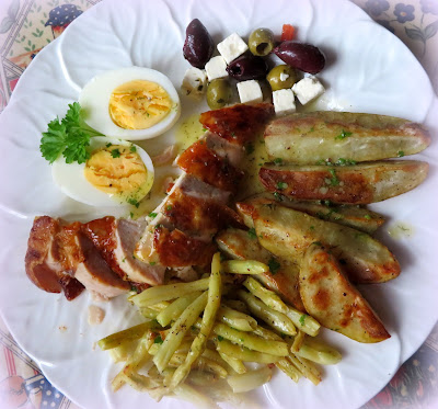 Chicken Nicoise Salad Platter