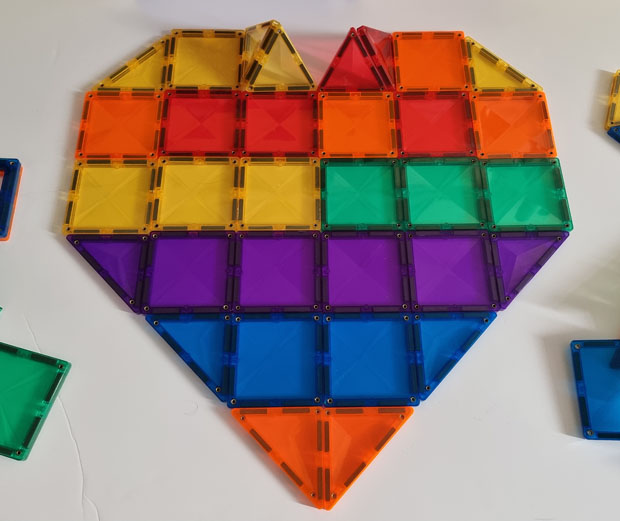 Connetix Tiles - heart shape