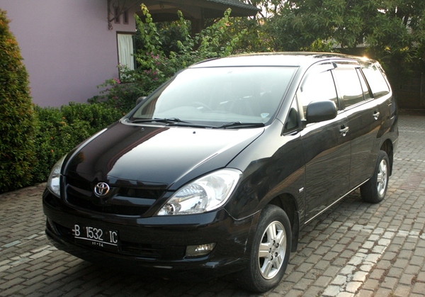 Toyota Kijang Innova  Diesel  2004 Ulasan dan Harga  Mobil  