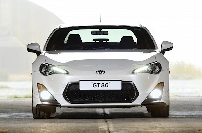 Toyota GT86 TRD (2013) Front