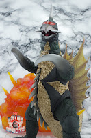 S.H. MonsterArts Gigan [1972] 20