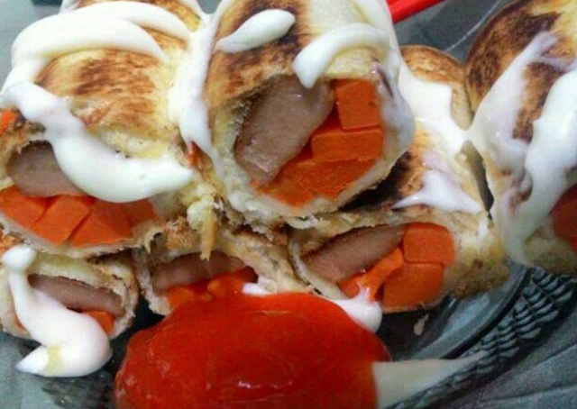 ROLADE ROTI SOSIS SAYUR TANPA TELOR, SIMPLE DAN IRIT