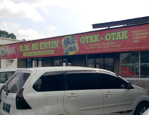 rumah makan bu entin