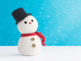 amigurumi-snowman-free-pattern-muneco-nieve-patron-gratis