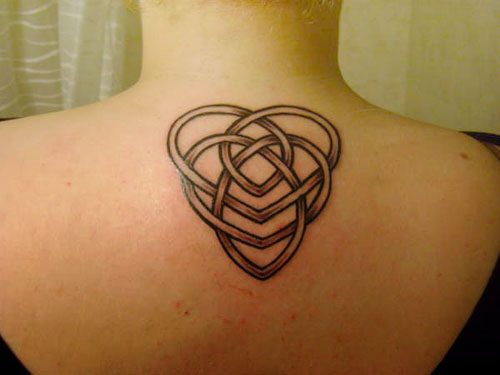 People generally sport with celtic knot designs tattoo girls on various 