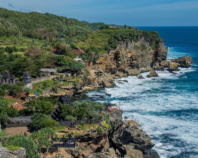 Keindahan Pantai Ngobaran Gunung Kidul Yogyakarta