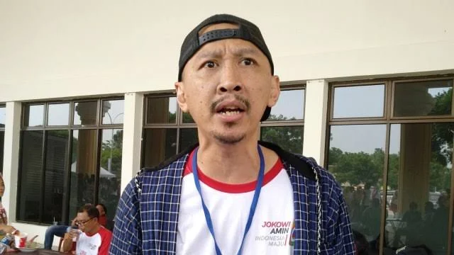 Bantah Kata Evolusi Hina Pigai, Abu Janda: Kan Bisa Evolusi Akhlak