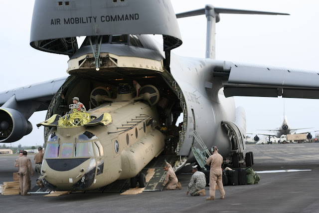 Lockheed C-5 Galaxy Unloading Helicopter CH-47 Chinook