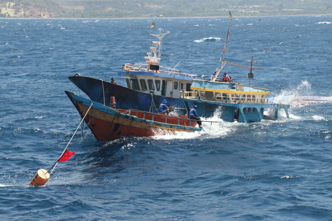 Mari memberantas IUU Fishing dengan menenggelamkan kapal 