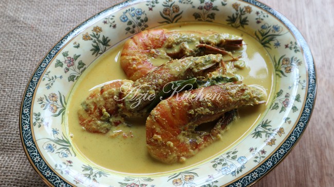 Masak Lemak Cili Api Udang Harimau - Azie Kitchen